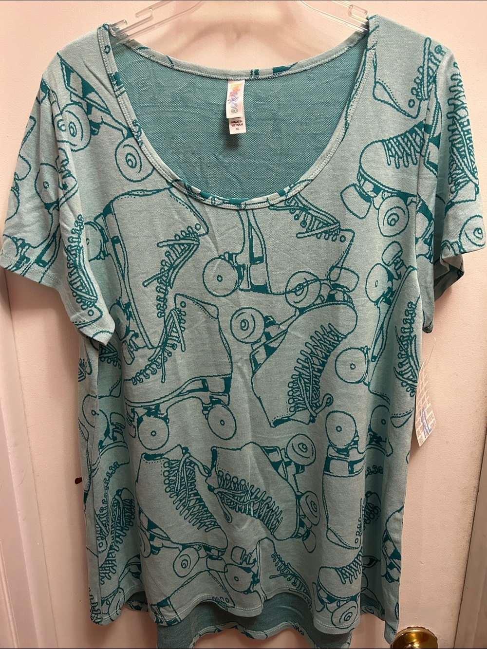 LuLaRoe Teal Roller Skate Scoop Neck Tee